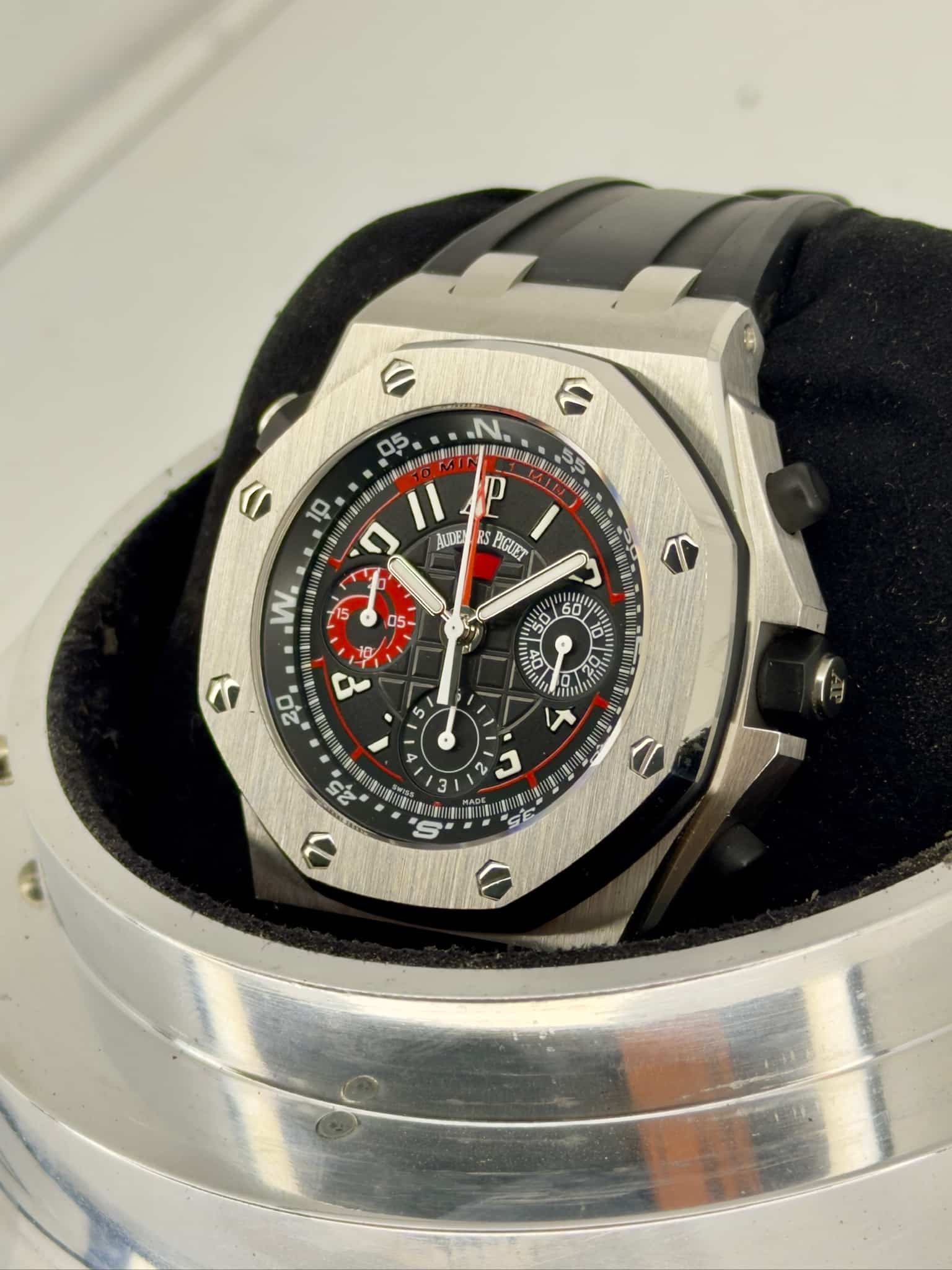 Side Face Pre-Owned Audemars Piguet 26040ST Royal Oak Offshore Alinghi