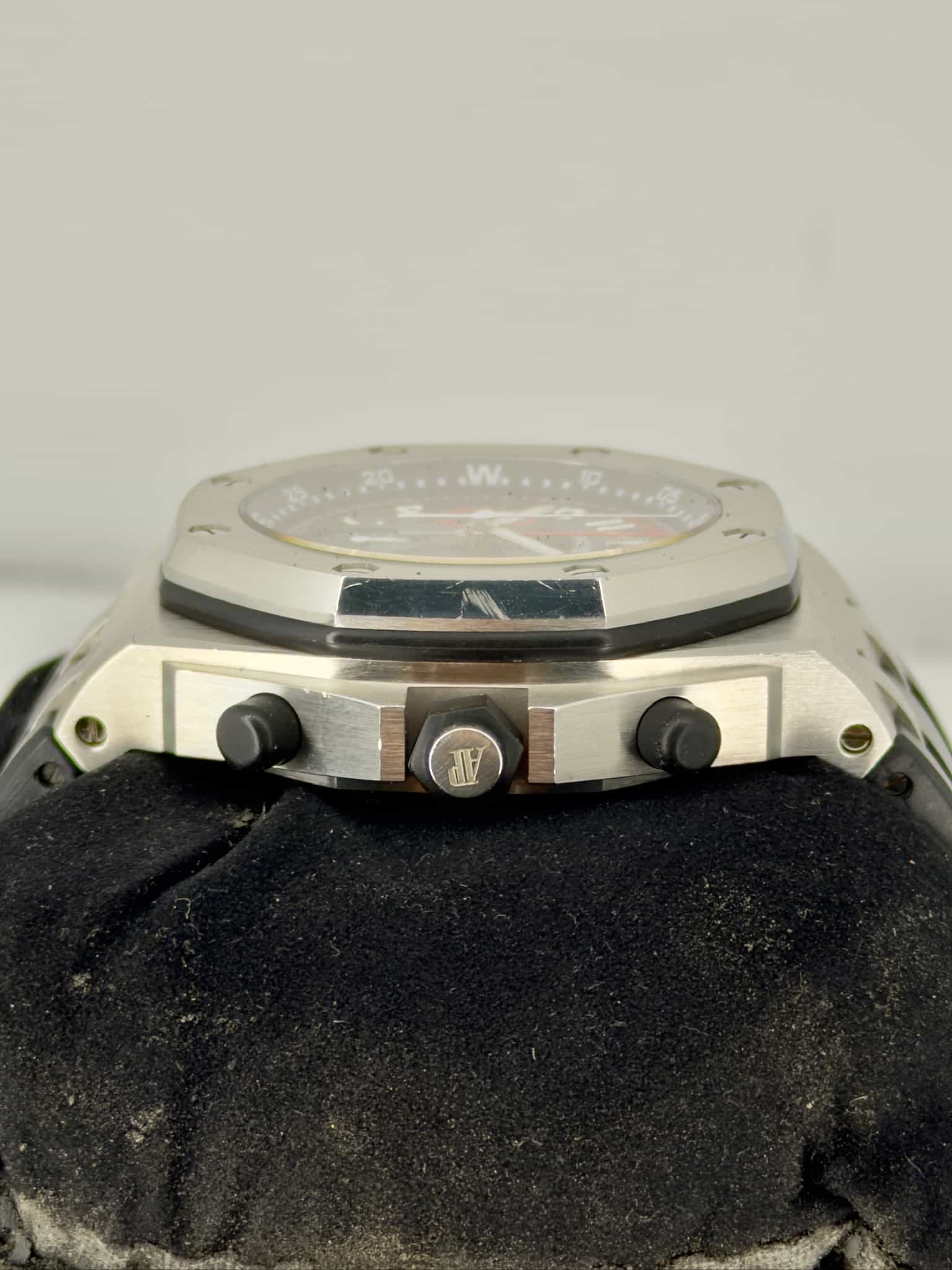 Side Shot Pre-Owned Audemars Piguet 26040ST Royal Oak Offshore Alinghi