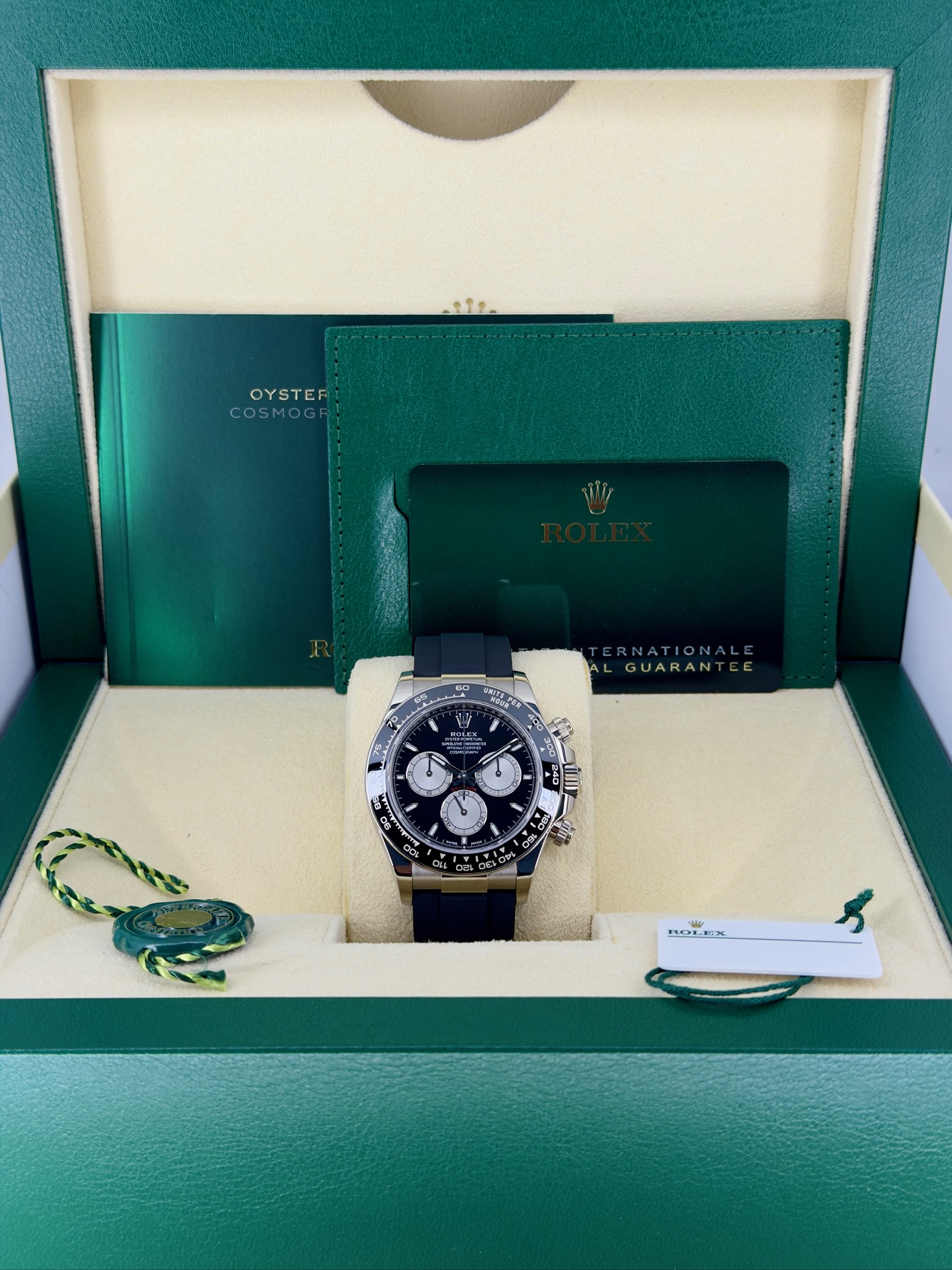 Box and Papers Pre-Owned Rolex Daytona 126519LN “Baby Le Mans” Box and Papers