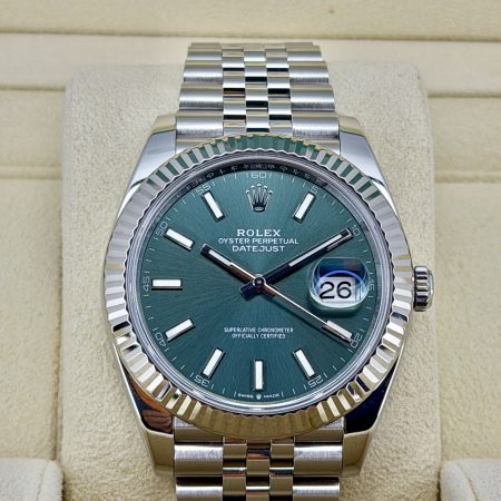 Front Face Pre-Owned Rolex Datejust 126334 Mint Green