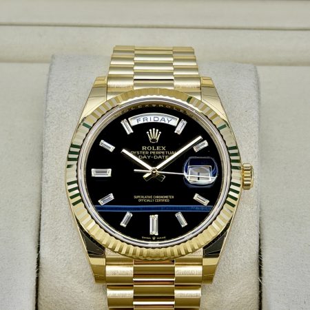 Front Face pre-owned Rolex Day-Date 228238 Onyx Baguette