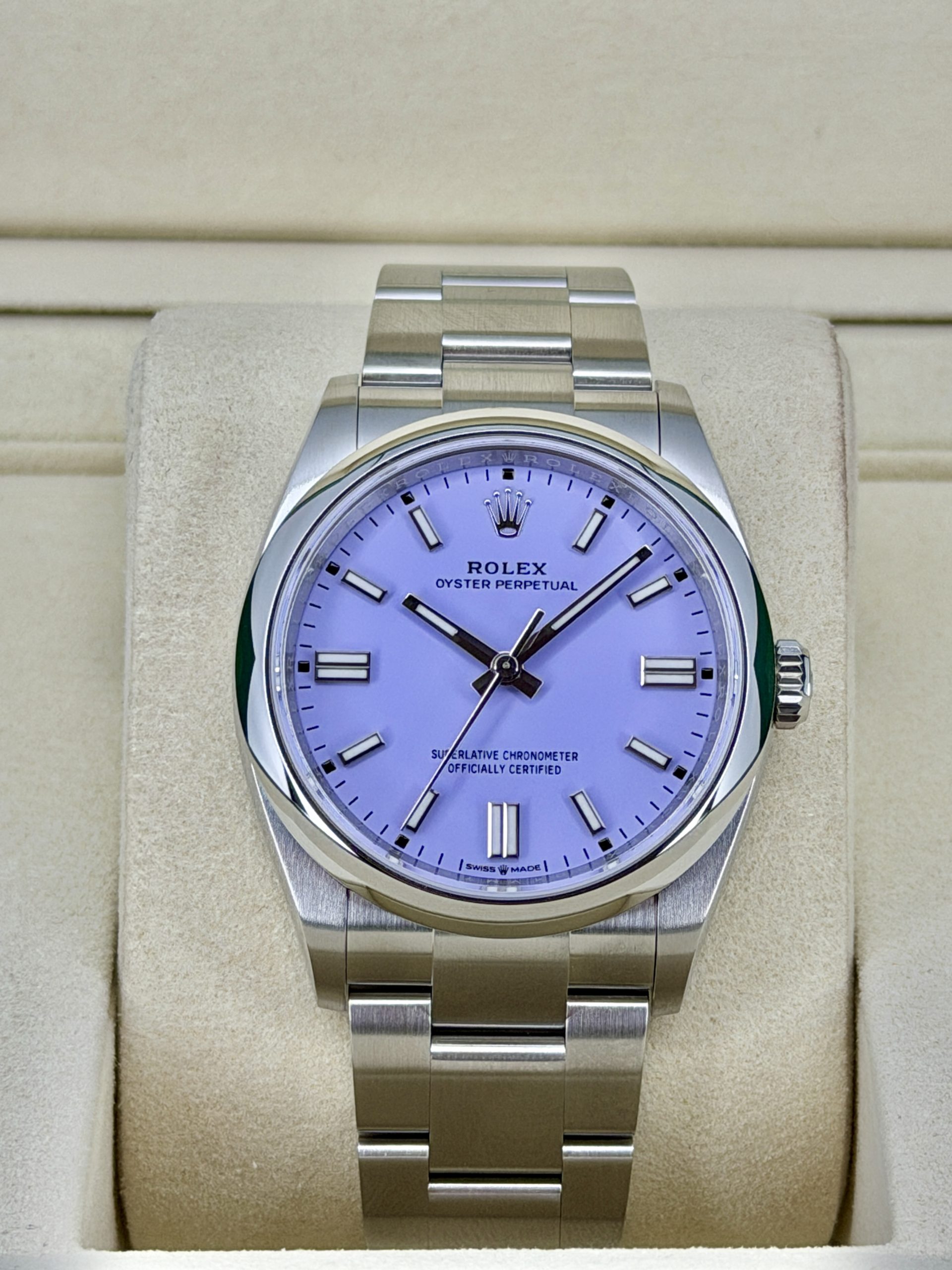 126000 Box and Papers