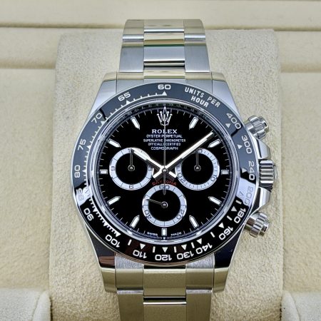 Front face pre-owned Rolex Daytona 126500