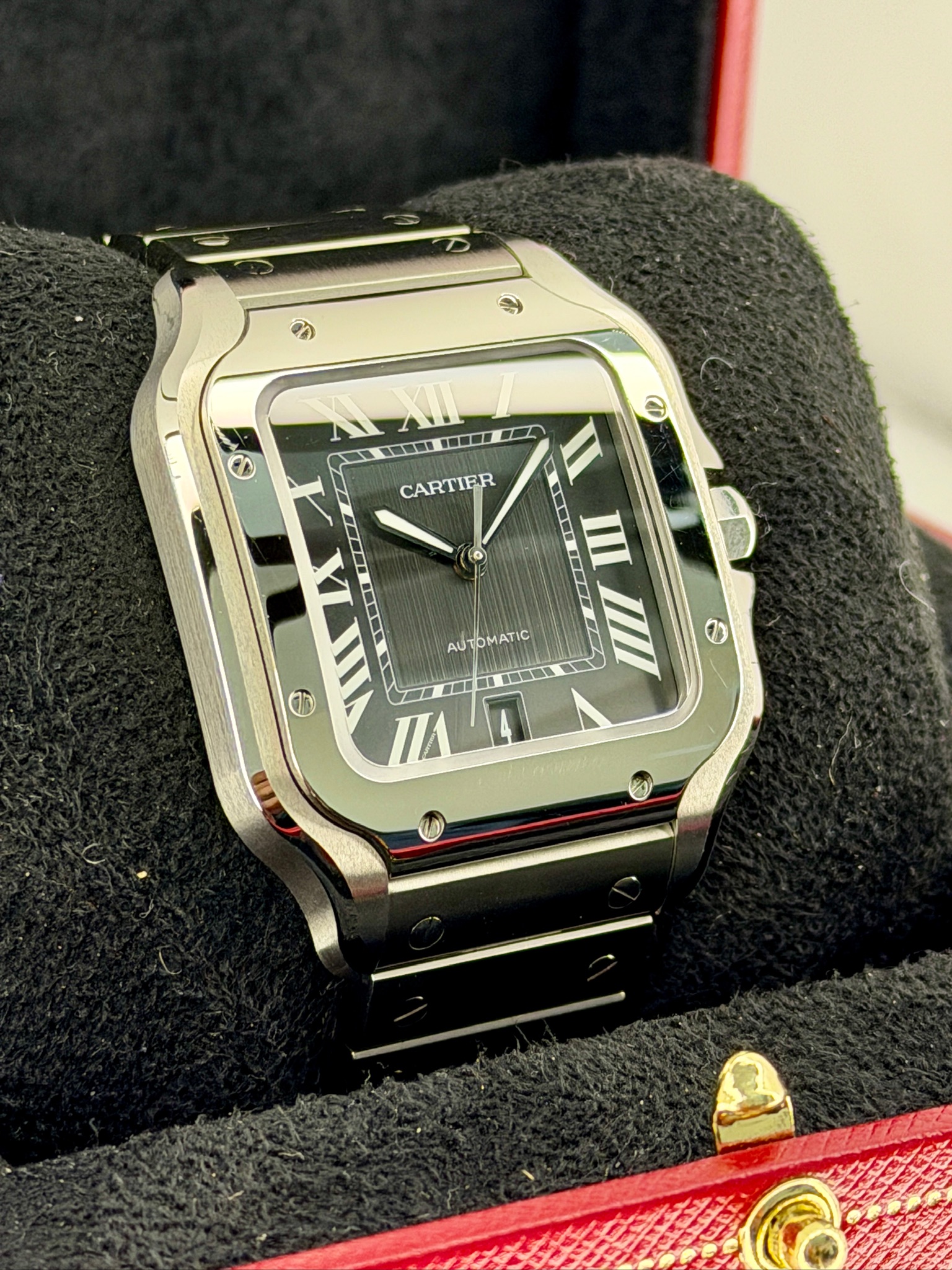 Side Face 2 Pre-Owned Cartier Santos WSSA0096 Box and Papers