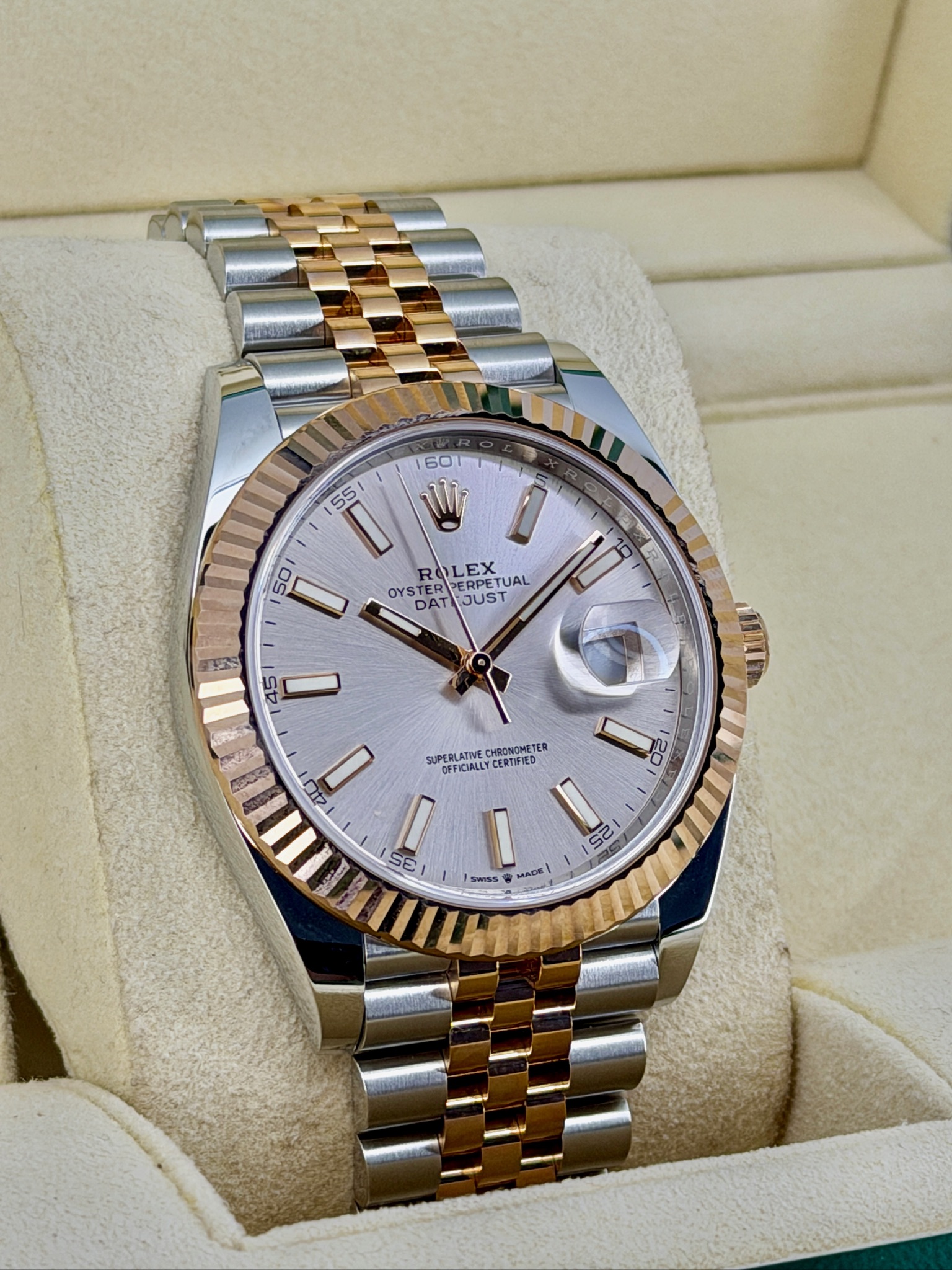 Side Face 2 Pre-Owned Rolex DateJust Sundust 126331