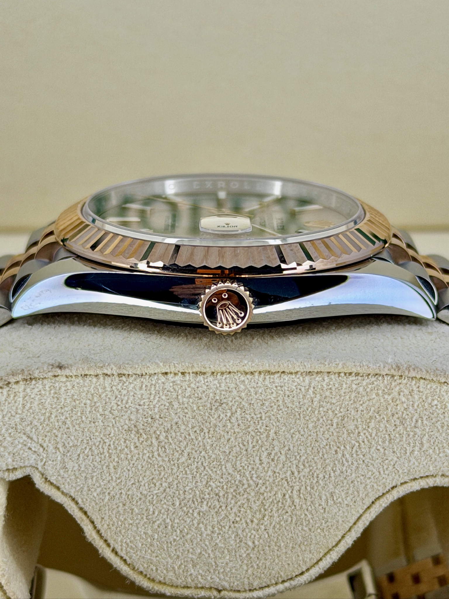 Side Shot Pre-Owned Rolex DateJust Sundust 126331