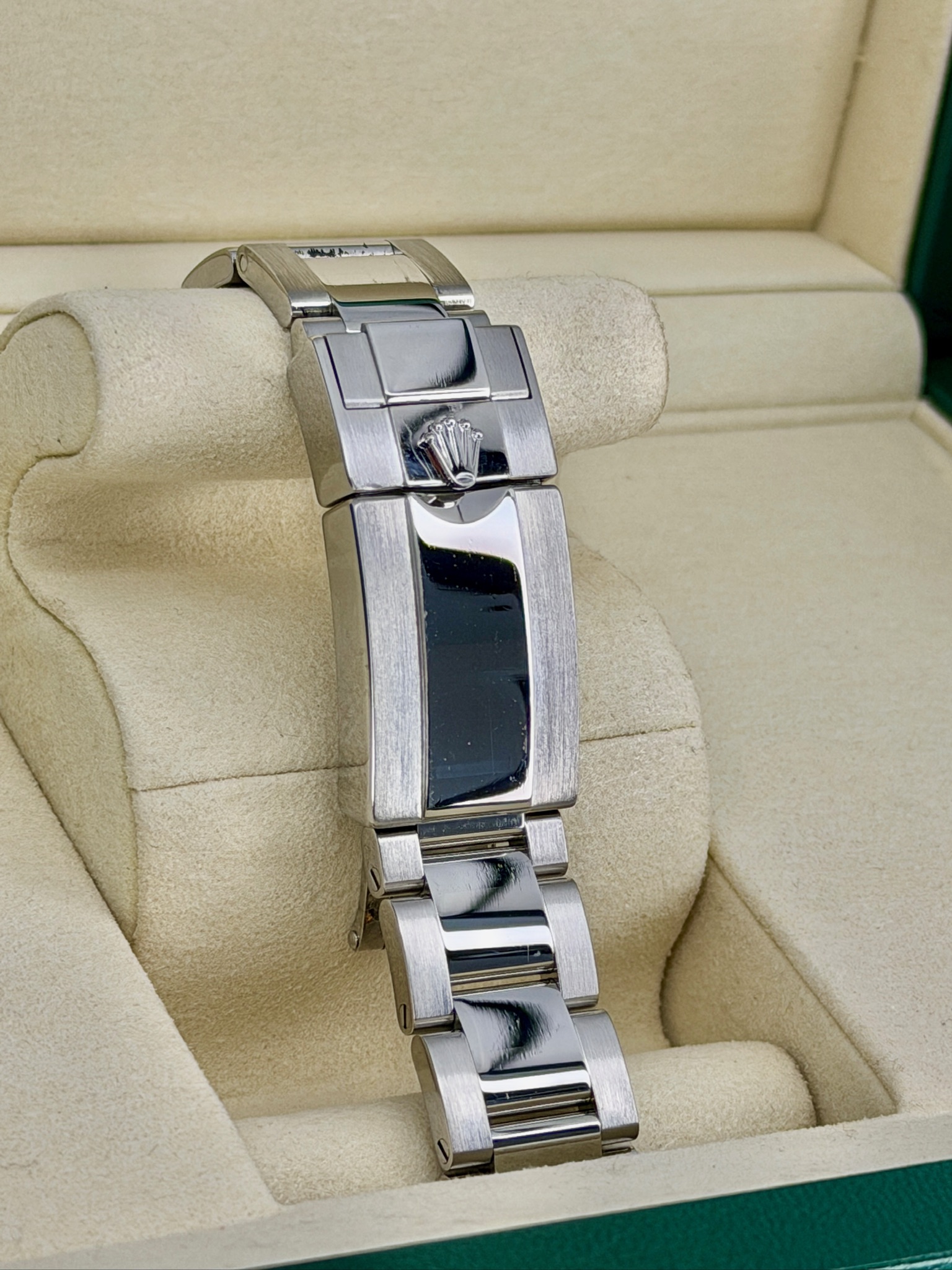 Bracelet 2 Pre-Owned Rolex GMT-Master 2 126710BLNR