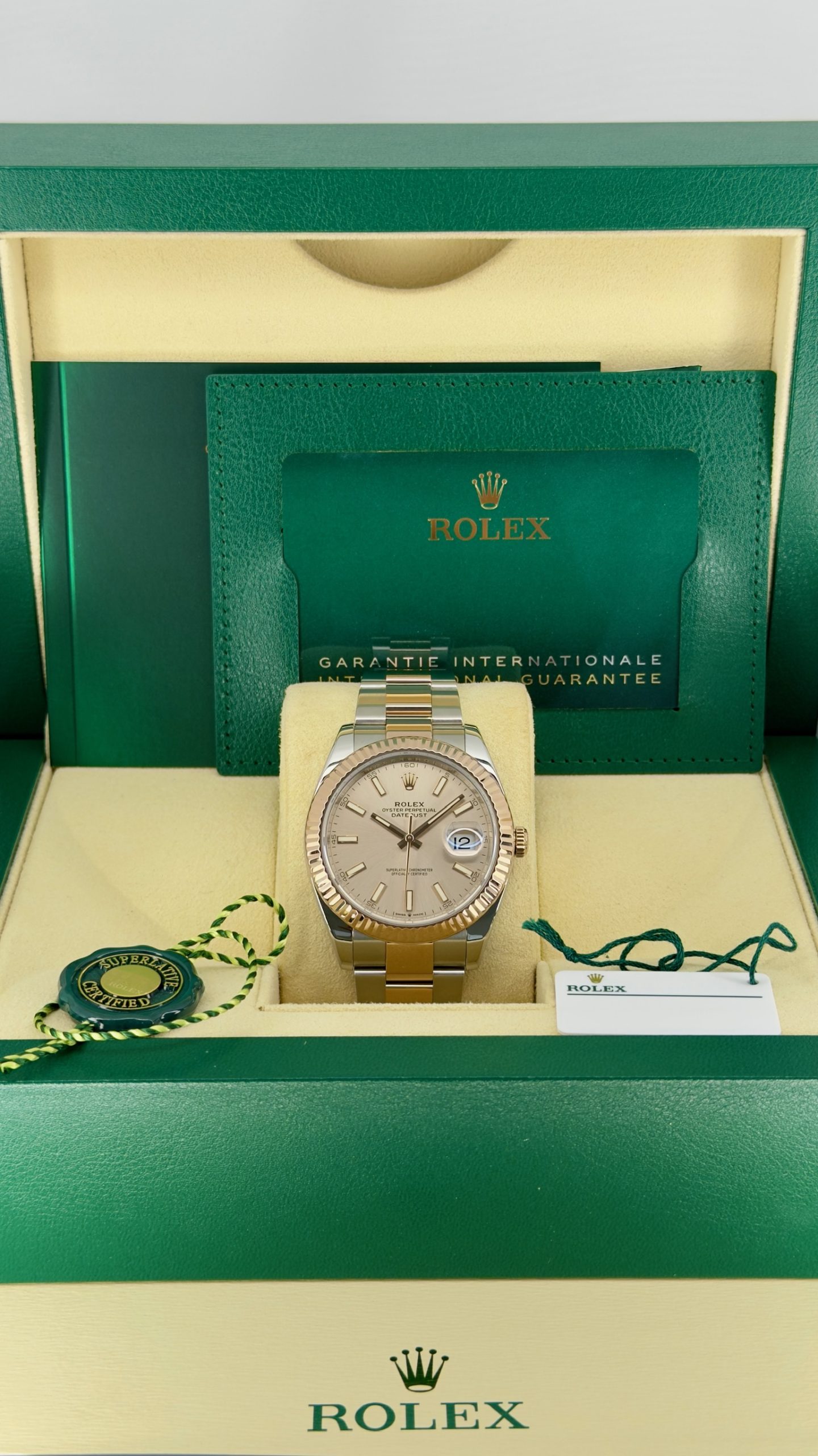 126331 Sundust Box and Papers - Image 8