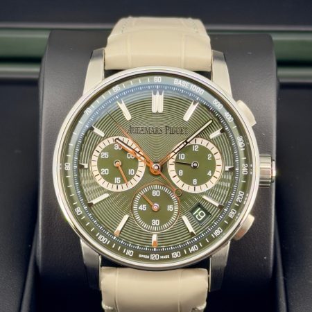 Front Face Pre-Owned Audemars Piguet 26393st Box and Papers