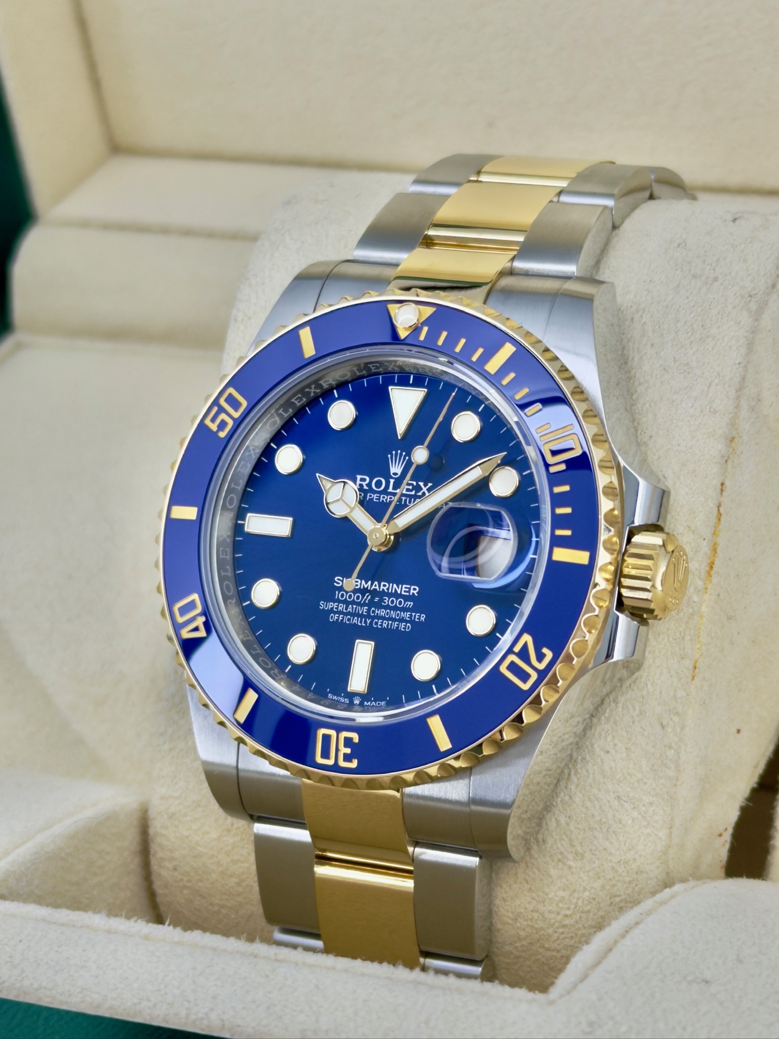 Side Face Pre-Owned Rolex Submariner 126613lb Box and Papers